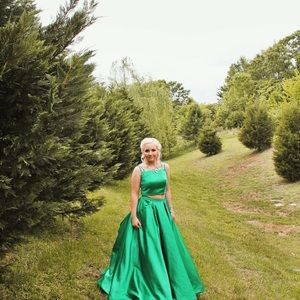 Emerald green Sherri Hill two piece dress